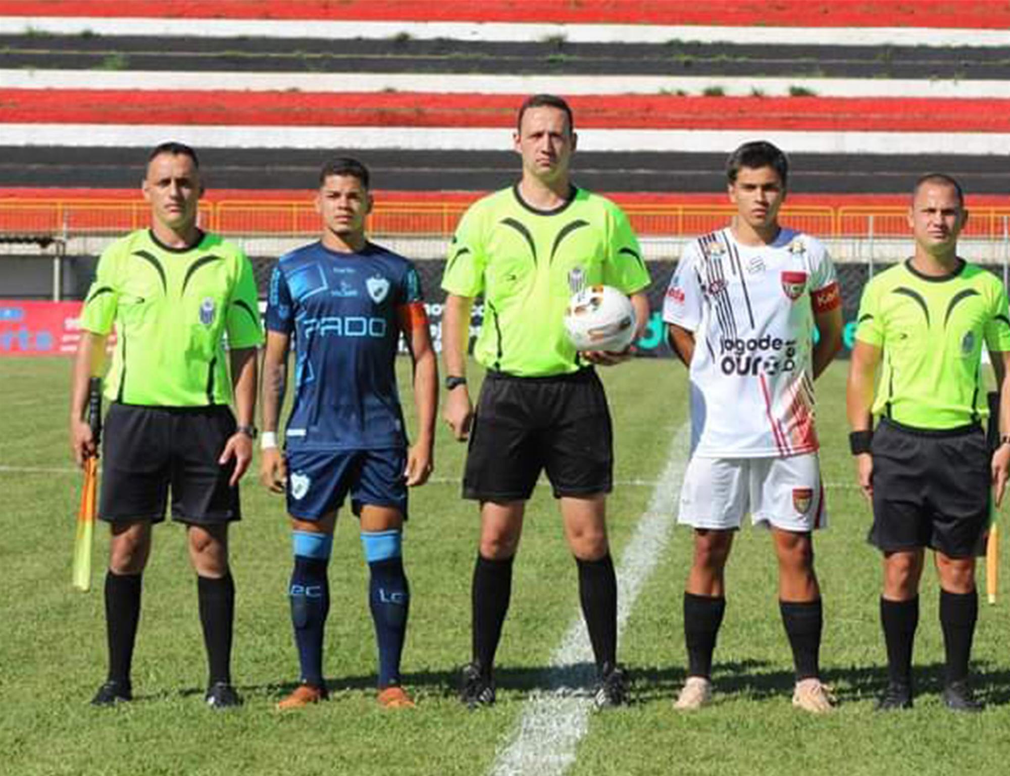 Tubarãozinho sofre revés para Apucarana Sports na estreia do sub-20